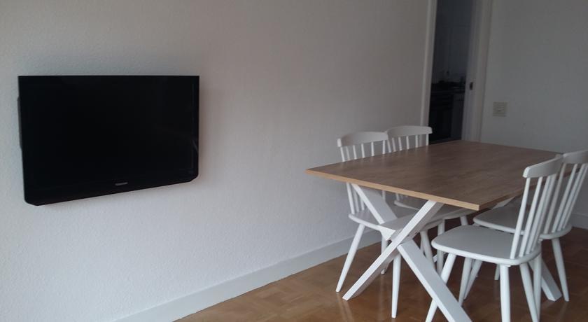 Apartamento Vuelta Del Castillo Pamplona Exteriör bild